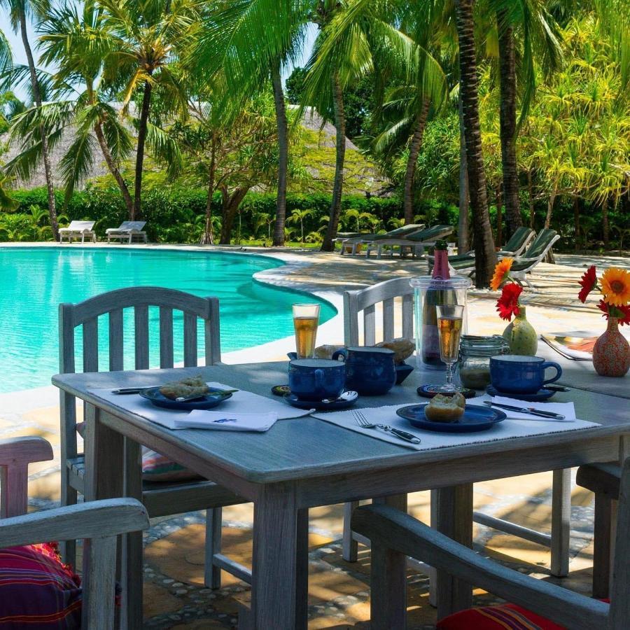 Bed and Breakfast Zumzum Beach House à Kinondo Extérieur photo